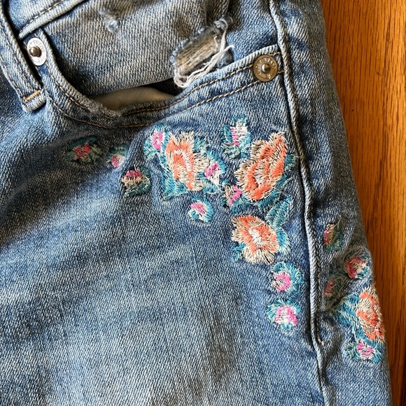 Y2k Girlies Lucky Brand Floral Embroidered Jeans - Picture 4 of 4